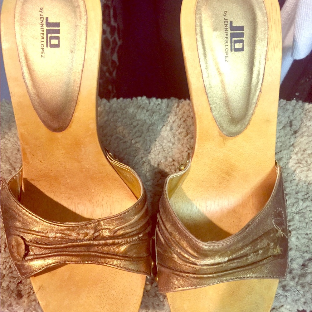 Sandals with 4” clear heel gold detail wood